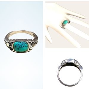 Vintage Ladies Boho 1970s .925 Sterling Silver Turquoise Stone Ring Size 7 3/4